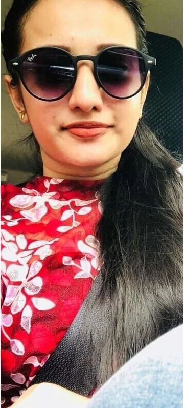 desi insta nude